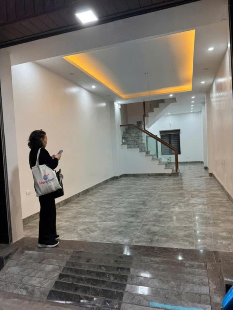 SIÊU PHẨM ĐƯỜNG LÁNG TRUNG TÂM ĐỐNG ĐA - MẶT NGÕ Ô TÔ, KINH DOANH SẦM UẤT - NHÀ ĐẸP, Ở NGAY - Ảnh 1