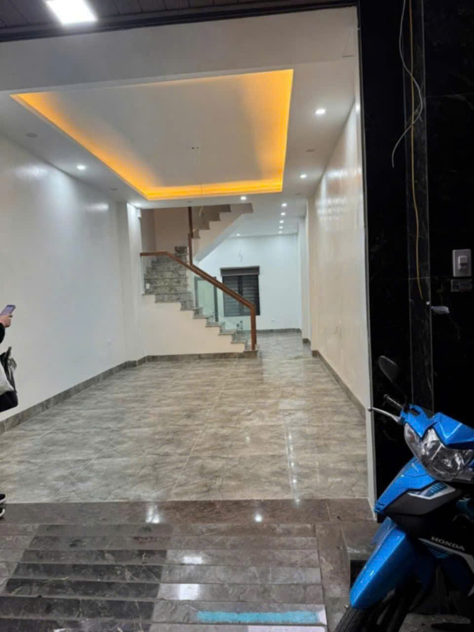 SIÊU PHẨM ĐƯỜNG LÁNG TRUNG TÂM ĐỐNG ĐA - MẶT NGÕ Ô TÔ, KINH DOANH SẦM UẤT - NHÀ ĐẸP, Ở NGAY - Ảnh 4