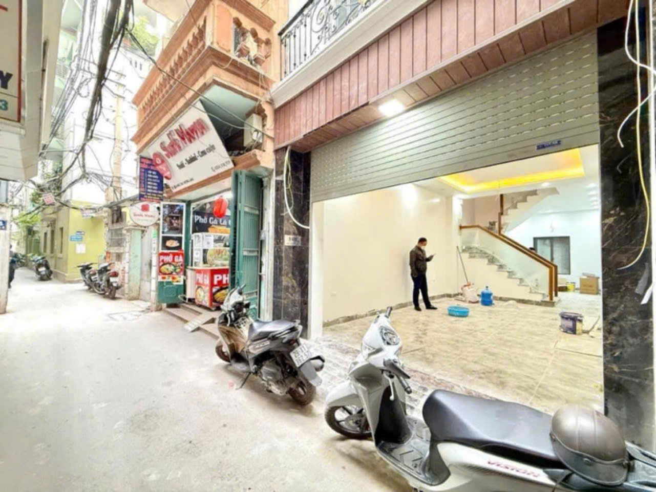 SIÊU PHẨM ĐƯỜNG LÁNG TRUNG TÂM ĐỐNG ĐA - MẶT NGÕ Ô TÔ, KINH DOANH SẦM UẤT - NHÀ ĐẸP, Ở NGAY - Ảnh chính