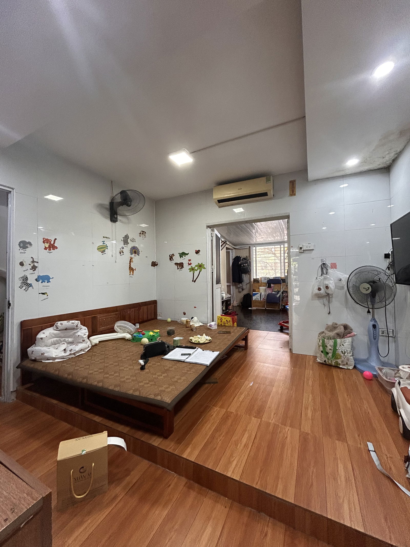 Bán Nhà TT Kim Giang. Thanh Xuân. Ô Tô. DT 100m2. Tầng 3. Giá 3.6 Tỷ. - Ảnh 1