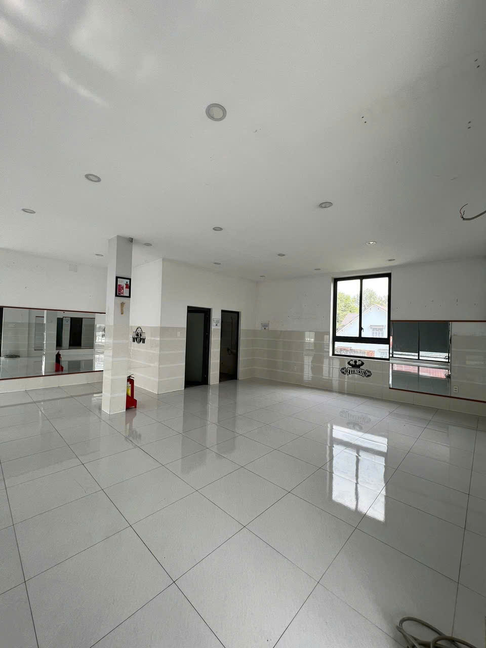 CHO THUÊ TÒA NHÀ 600M² NGAY TRUNG TÂM TP. THỦ DẦU MỘT Liên hệ: Chothuexuongmiennam.com - 0366632092 - Ảnh 2