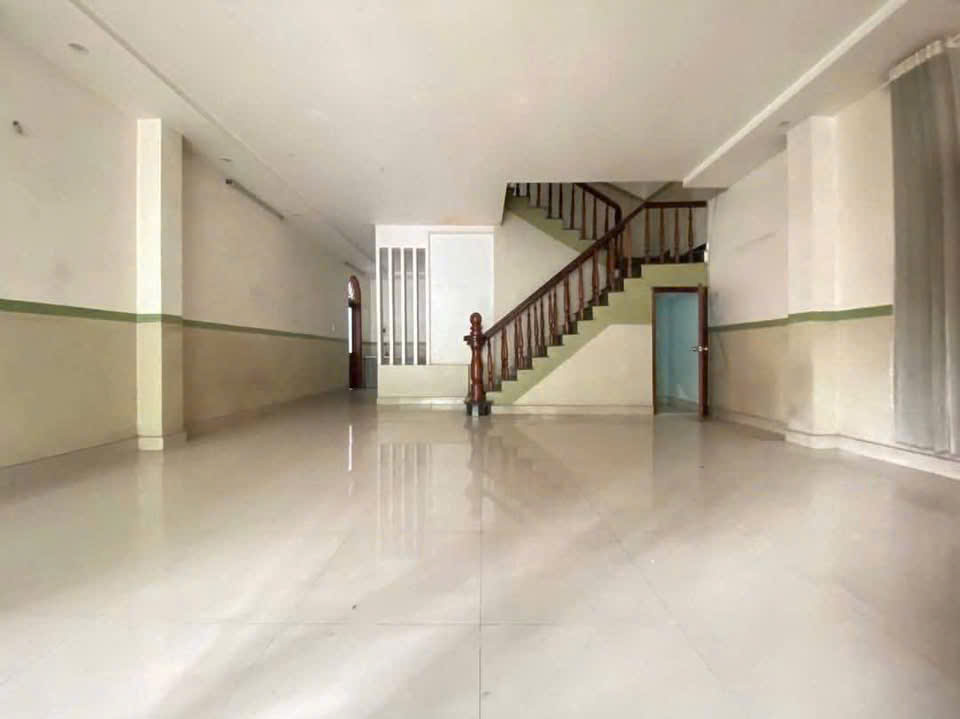 CHO THUÊ TÒA NHÀ 600M² NGAY TRUNG TÂM TP. THỦ DẦU MỘT Liên hệ: Chothuexuongmiennam.com - 0366632092 - Ảnh chính