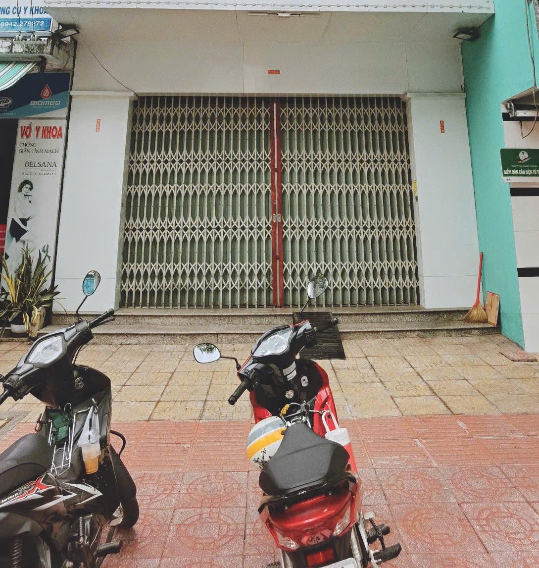 NHÀ CHÍNH CHỦ - GIÁ TỐT -  Cần Bán Nhà Mặt Tiền Đường Nguyễn Trung Trực, Phường 1, Tân An, Long An - Ảnh 1