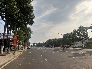 Chính chủ cho thuê nhà 1 trệt 2 lầu sát bên Trung tâm Hội nghị triển lãm thành phố Bến Cát. - Ảnh 2