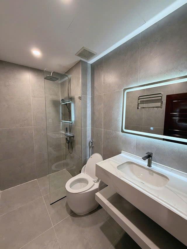 DÂN XÂY Rẻ nhất kv Bồ Đề 45m,5 tầng,ÔTÔ VÀO NHÀ,NGÕ THÔNG,GIÁ ĐẦU TƯ,GẦN HỒ,giá10.X tỷ - Ảnh 2