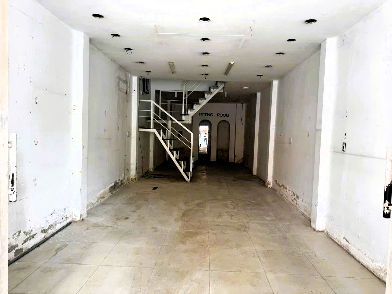 Cho thuê nhà MT Võ Văn Ngân, Linh Chiểu, KD đỉnh, DT đẹp 4x18m - Ảnh 2
