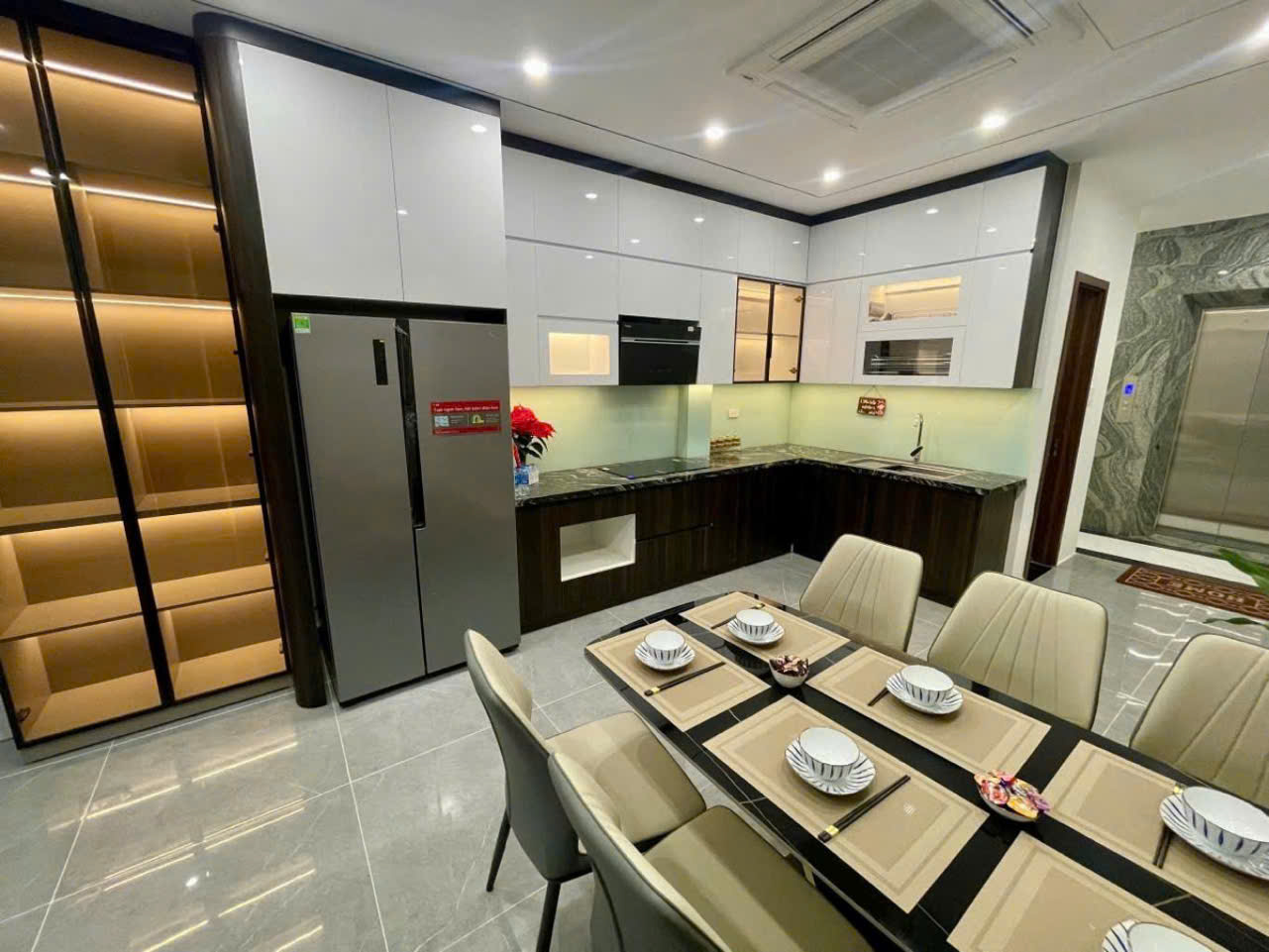 ❤TRUNG TÂM BỒ ĐỀ - LONG BIÊN 7 TẦNG THANG MÁY  - FULL NỘI THẤT CAO CẤP ❤ NHỈNH 11 TỶ - Ảnh chính