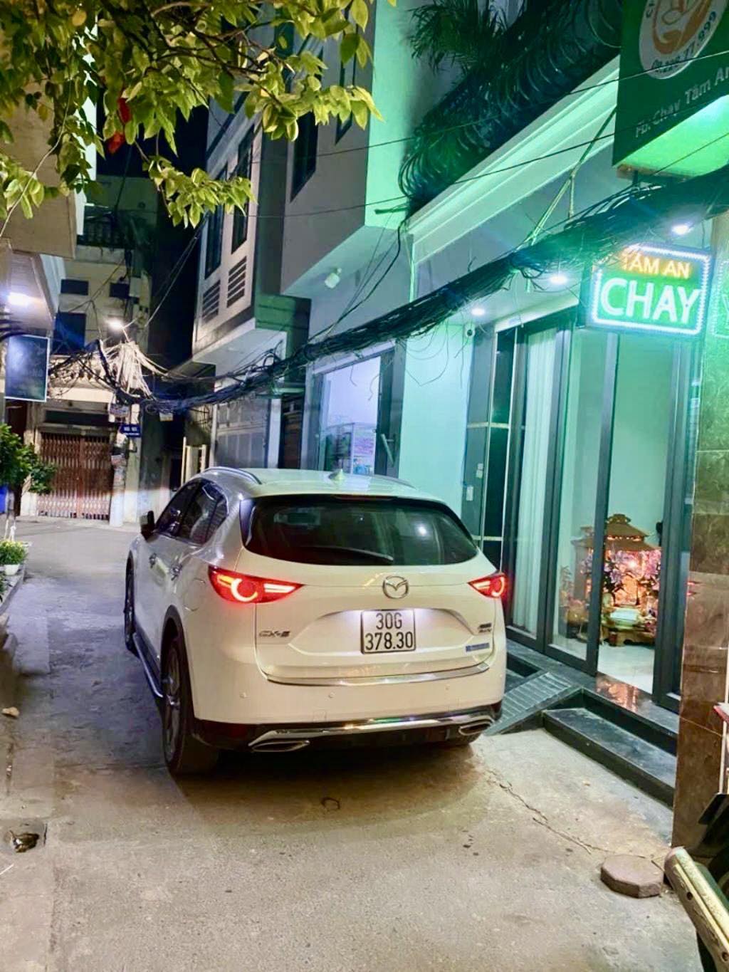 Bán Nhà Trương Định, Ngõ Ô TÔ Thông, Kinh Doanh, Mặt tiền rộng giá tốt chỉ 180 triệu/m2 - Ảnh chính