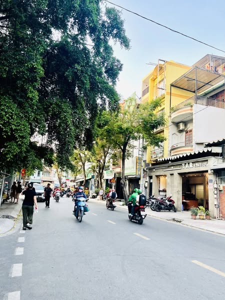 Nhà Hẻm Ôtô Tránh Đường Thành Thái Quận 10 Phường 14. - Ảnh chính