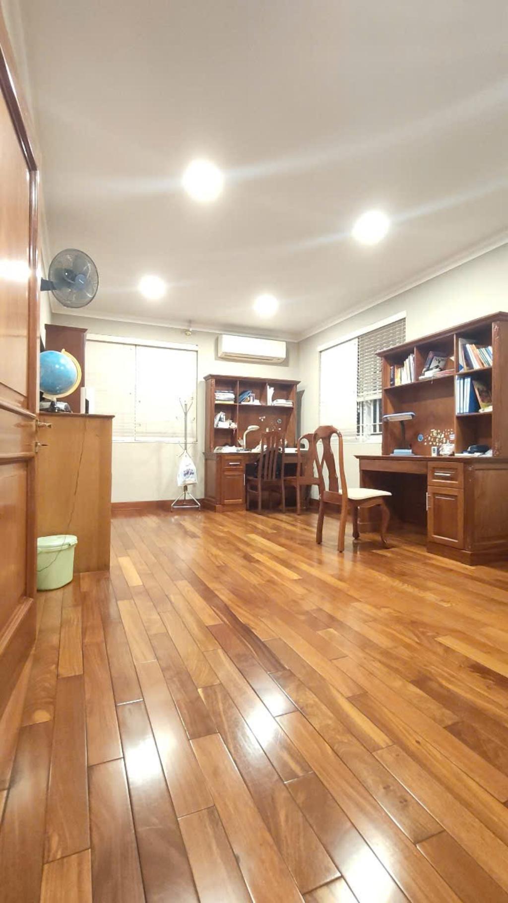 SIÊU PHẨM BIỆT THỰ MẶT TIỀN ĐẲNG CẤP – DUY NHẤT MỘT CĂN NGAY TRUNG TÂM QUẬN 1 - Ảnh 3
