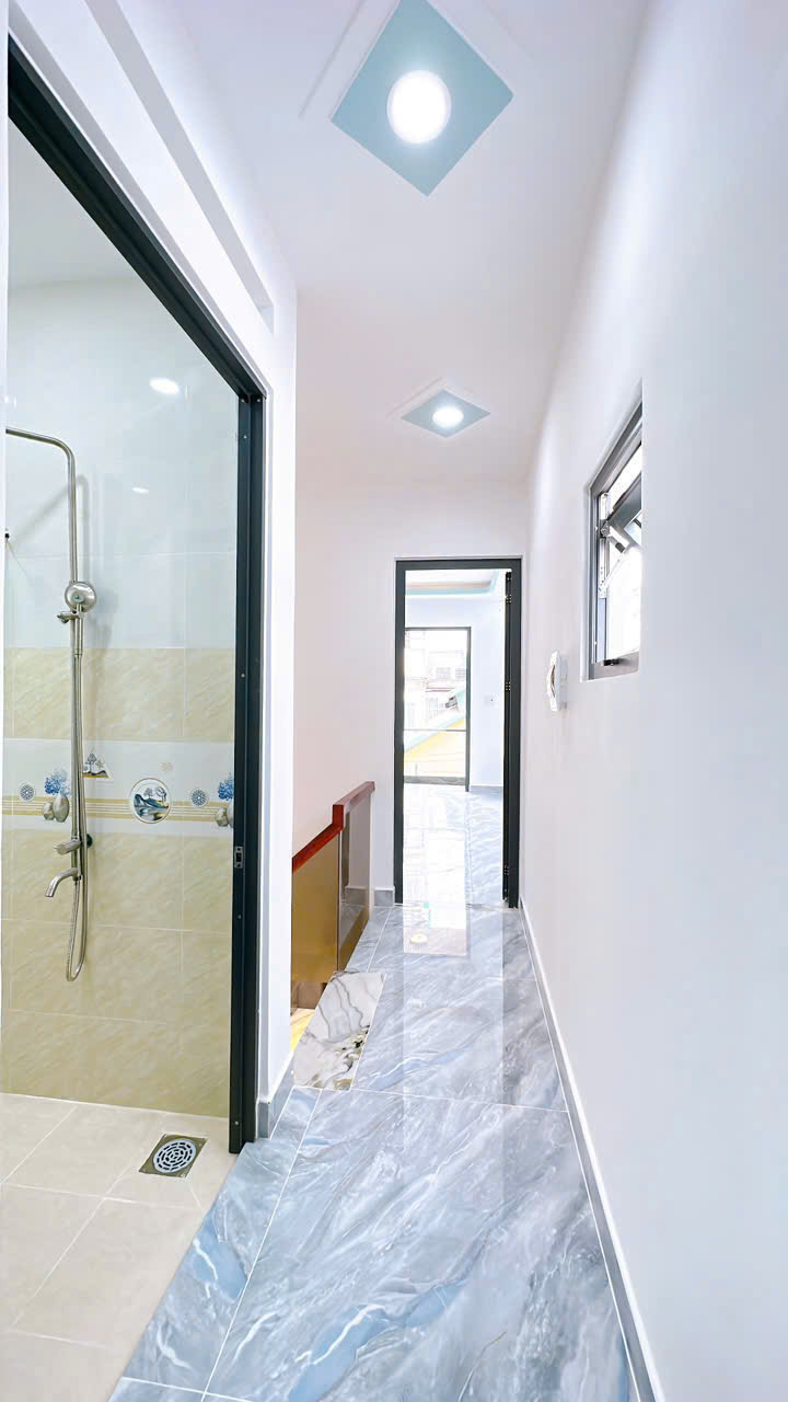 SÁT MẶT TIỀN ĐOÀN VĂN BƠ <br>TRUNG TÂM Q4 <br>NGANG 3.4 DÀI 13.5 NỞ HẬU 4.5 ... - Ảnh 4