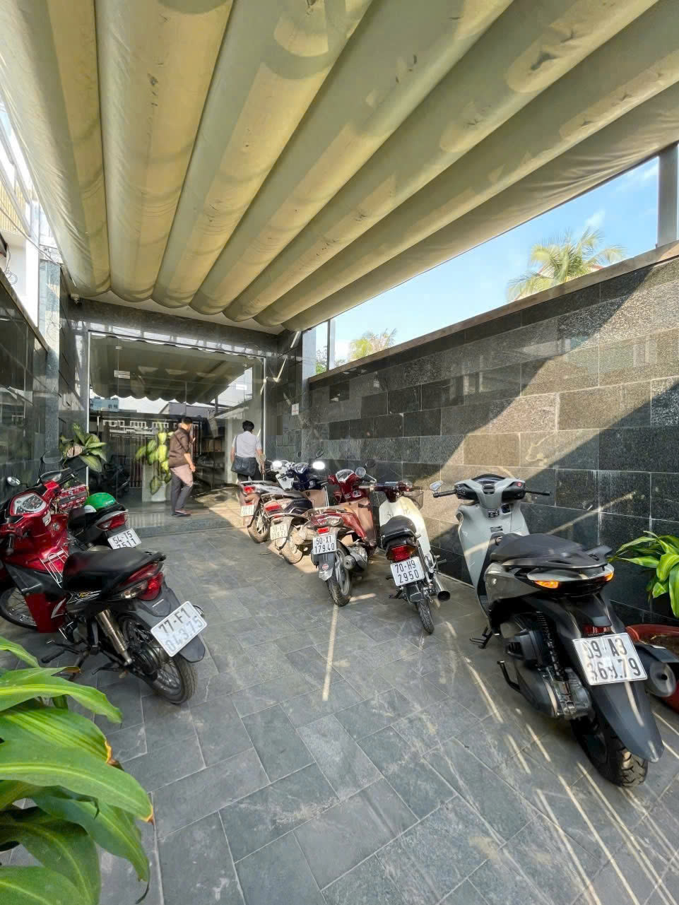 BÁN NHÀ 4 TẦNG-DOANH THU 37 TR/THÁNG ĐƯỜNG SỐ 11 PHƯỜNG THỌ. TP THỦ ĐỨC. HCM - 0985608188. - Ảnh chính
