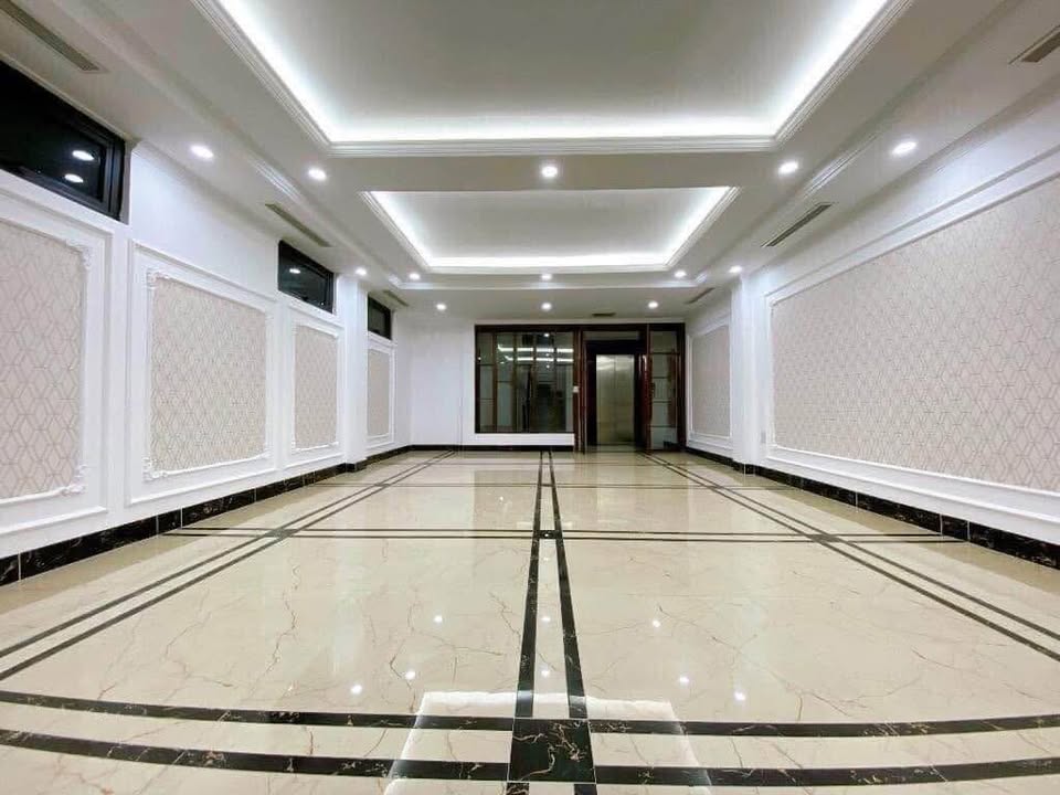 BÁN GẤP NHÀ MẶT PHỐ KHƯƠNG TRUNG, VỈA HÈ KINH DOANH _DT 120M2, 5TẦNG, MT 5M, 31.5TỶ - Ảnh 1