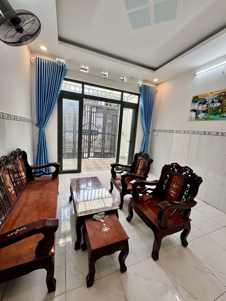 NHÀ CẤP 4 GÁC – 52M2, HẺM XE HƠI – QUẬN 12 SỔ RIÊNG CHUẨN CHỈ HƠN 2 TỶ - Ảnh 2