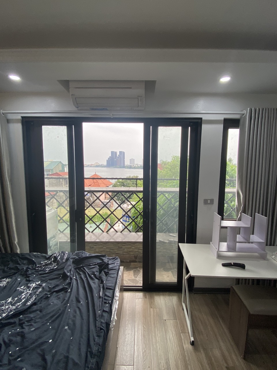 Cho thuê Căn hộ dịch vụ giá rẻ tại Số 61C ngõ 29 Võng Thị, Bưởi, Tây Hồ. Chỉ 6Tr - Ảnh chính