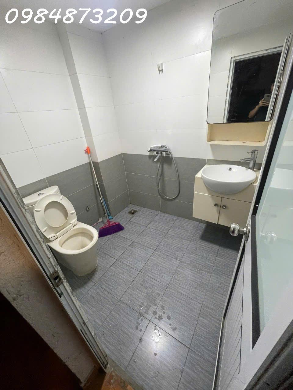 Chính chủ cho thuê nhà nguyên căn - Địa chỉ: nhà ngõ 426 Đường Láng, Đống Đa, Hà Nội - Ảnh 4