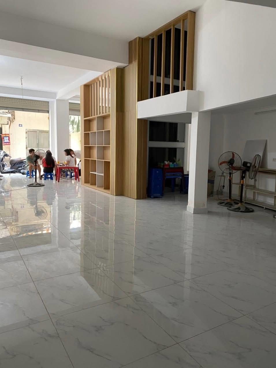 Bán nhà Võng Thị oto tránh -  kinh doanh – thang máy – gần Hồ Tây 63m 6 tầng  21.6tỷ - Ảnh 1