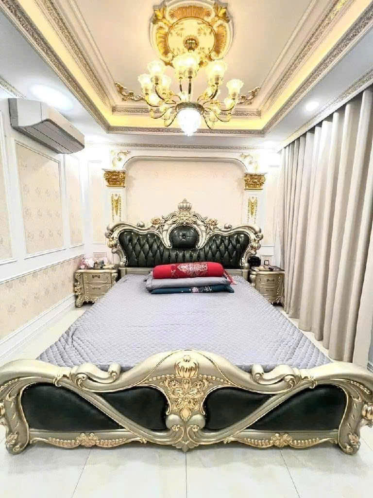 CHỦ GIẢM TIẾP 500TR.PHÂN LÔ - Ô TÔ - Ở SƯỚNG - VỈA HÈ - NHÀ ĐẸP KINH DOANH -Ô TÔ VÀO NHÀ. SÁT MẶT - Ảnh 3
