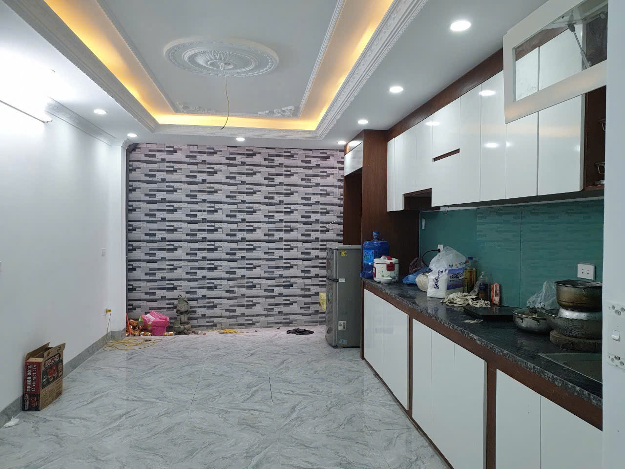 BÁN NHÀ ĐÔNG MỸ, THANH TRÌ - 59m2 - 5 TẦNG – OTO VÀO NHÀ – ĐƯỜNG THÔNG – 0866985034 - Ảnh chính