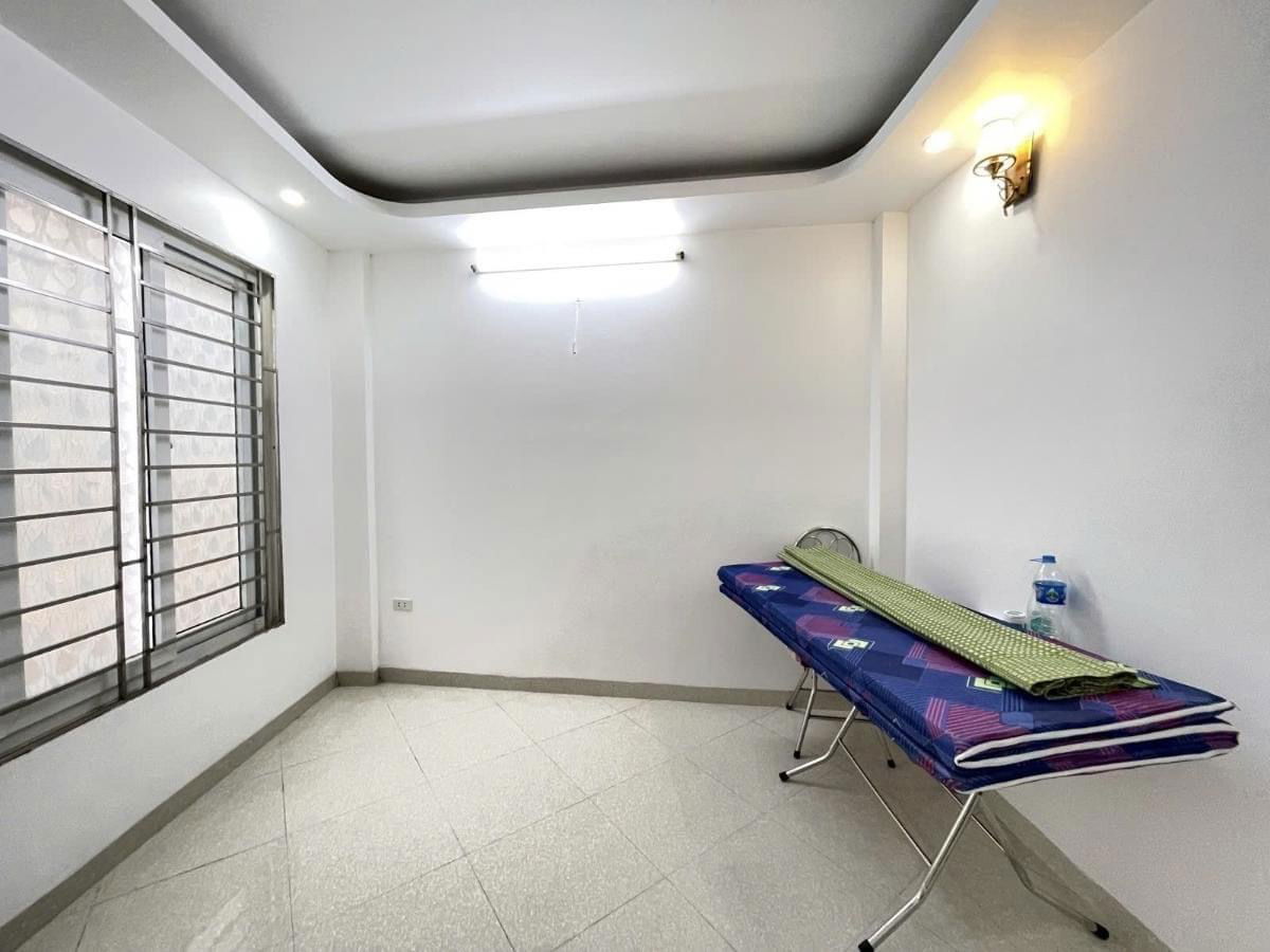 Bán Nhà Tam Trinh. Hoàng Mai. DT 30m2. MT 3,3m. 5 Tầng. Giá 5,38 Tỷ. - Ảnh 2