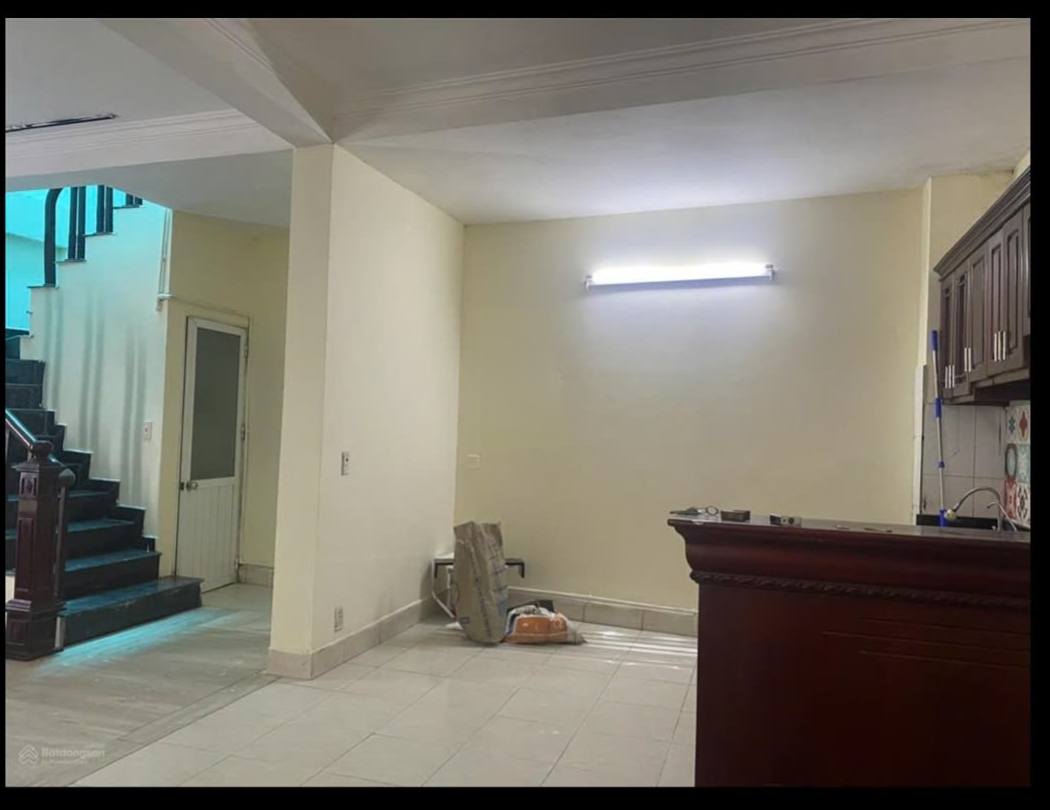 Cho thuê nhà nguyên căn Ngõ Quỳnh, Hai Bà Trưng 50m x 2T, 1tum giá 10tr, ở à KD sạch - Ảnh 1