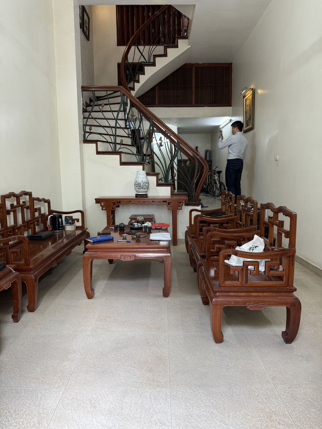 Bán nhà phố Hoàng Cầu, Đống Đa, gara ô tô, kinh doanh, 50m2, 5 tầng, MT 4.2 m, giá 27 tỷ - Ảnh chính