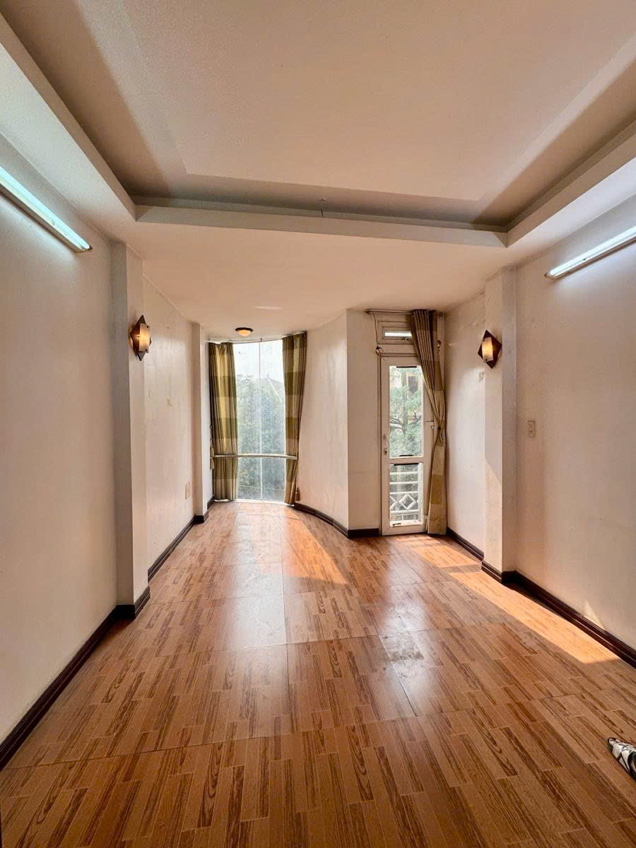 CỰC HIẾM trung tâm Hoàng Mai, vỉa hè, phân lô ô tô tránh vòng quanh, 3 ô tỗ đỗ cửa, chỉ nhỉnh 10  tỷ - Ảnh 1