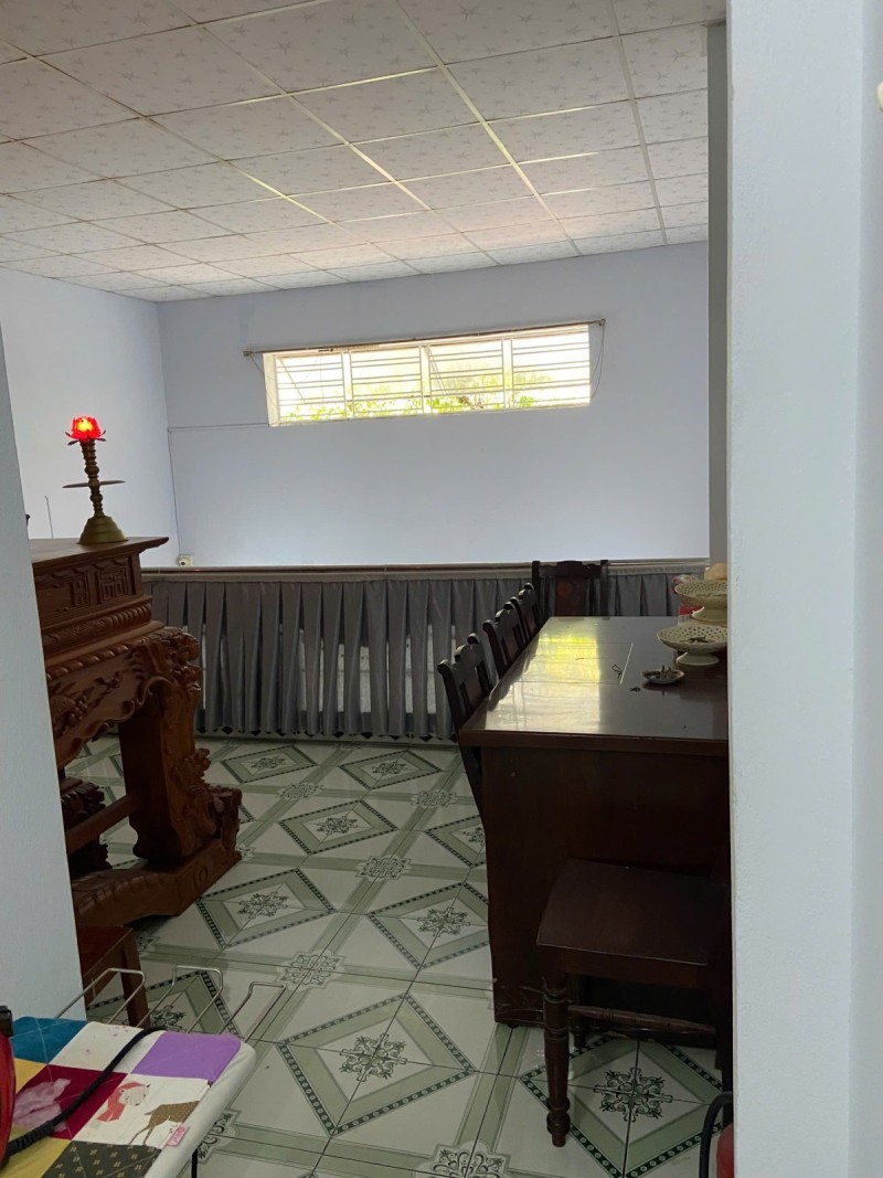 ► Nhà Kiệt thẳng 30m ra MT Đồng Đa, 110m2, mê lửng cứng cáp, 3PN, sân rộng mát 4.5 tỷ - Ảnh 4