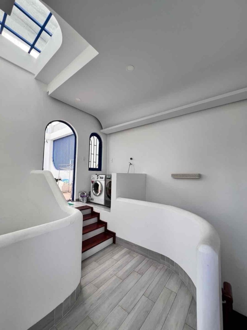 ♪ Nhà gần MT Thi Sách gần Sân Bay, Ô tô Đậu vài bước, 60m2, 3 tầng mới xây 2 năm, cực chắc chắn, - Ảnh 2