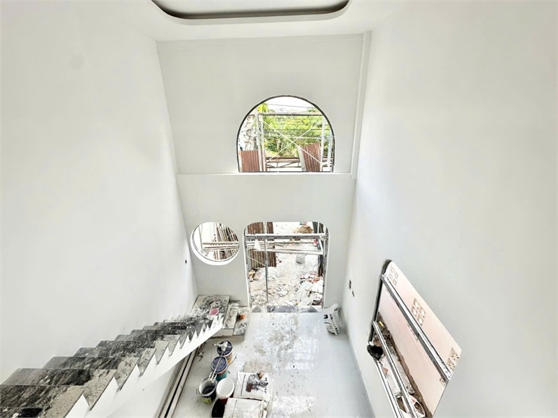 NP537 nhà 1 trệt 1 lầu thiết kế hiện đại, gồm 3pn. tiện ích đa dạng dân cư ở kín - Ảnh 1