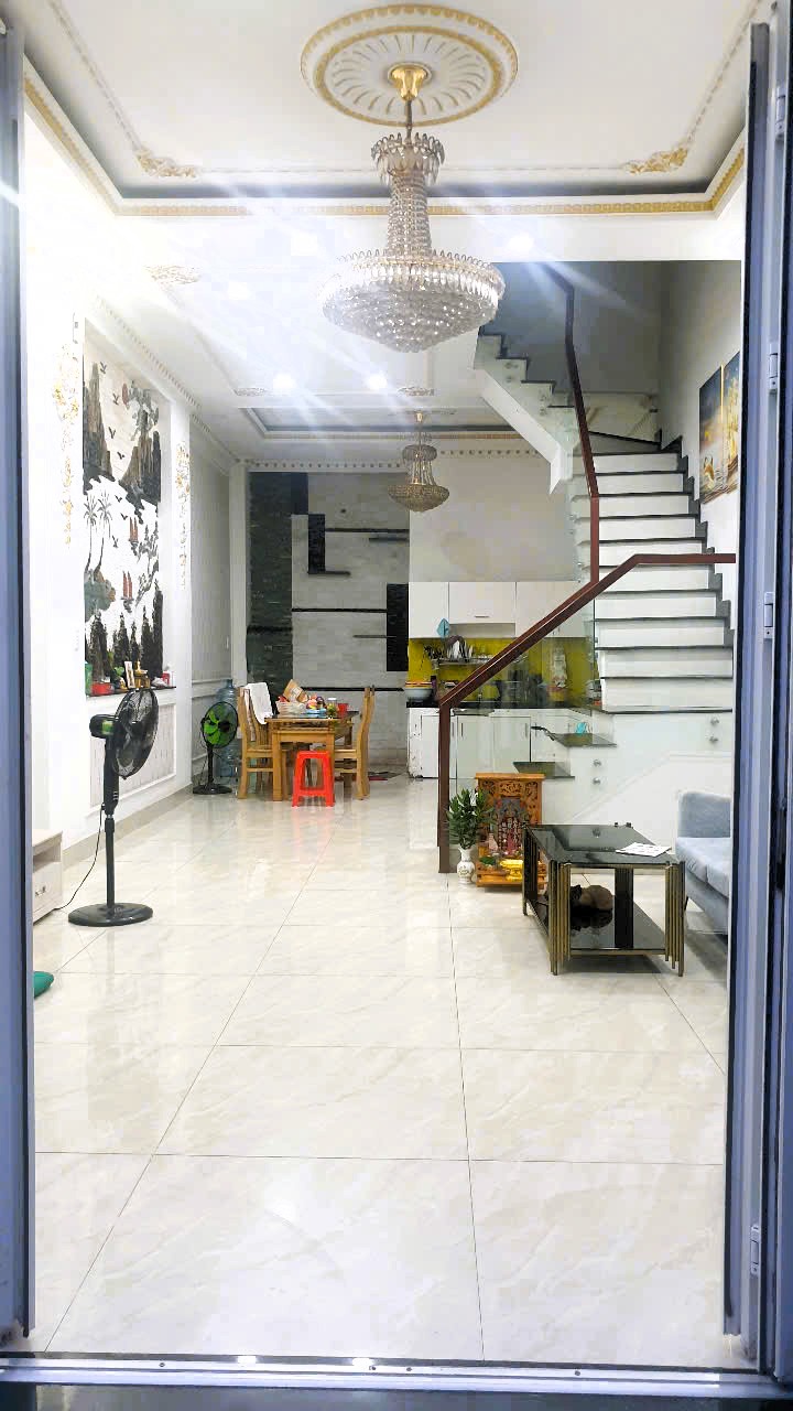 Cho thuê nhà 1 trệt 2 lầu 1 tum đường ô tô Hiệp Bình Chánh, 17tr/th - Ảnh chính