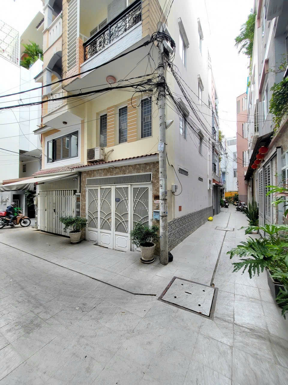 Bán nhà 2 mặt tiền hẻm 8m 80/73 Hoàng Hoa Thám Q.Bình Thạnh. - Ảnh chính
