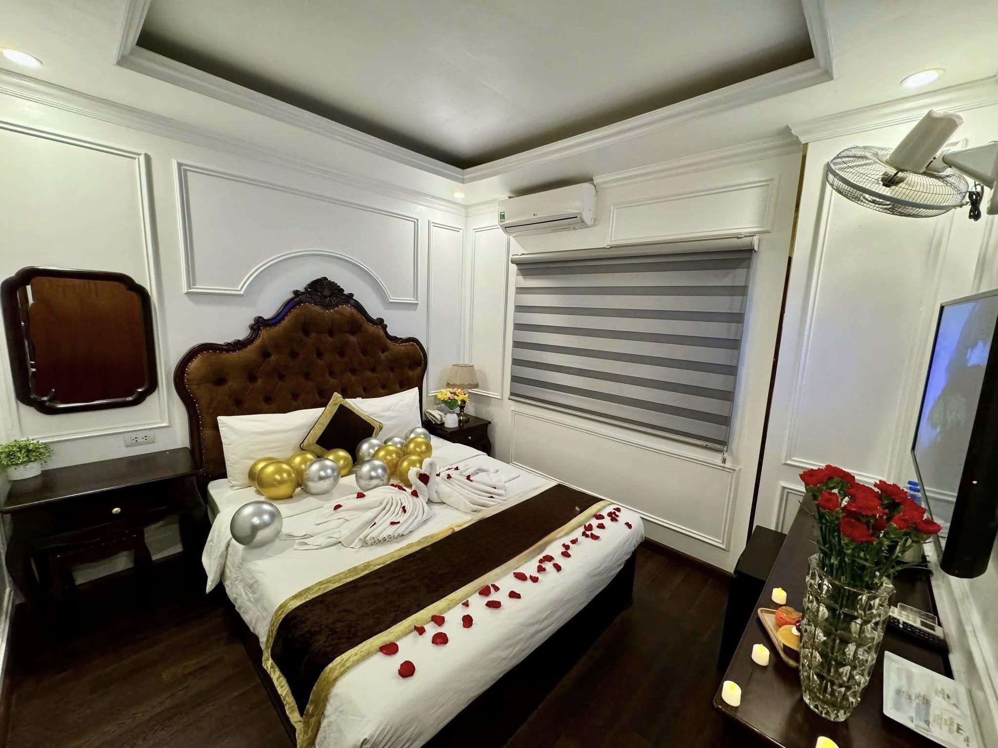 Bán KS phố Quan Nhân - Thanh Xuân, 3* 103m2 x 8 tầng, giá đầu tư 69 tỷ - Ảnh 1