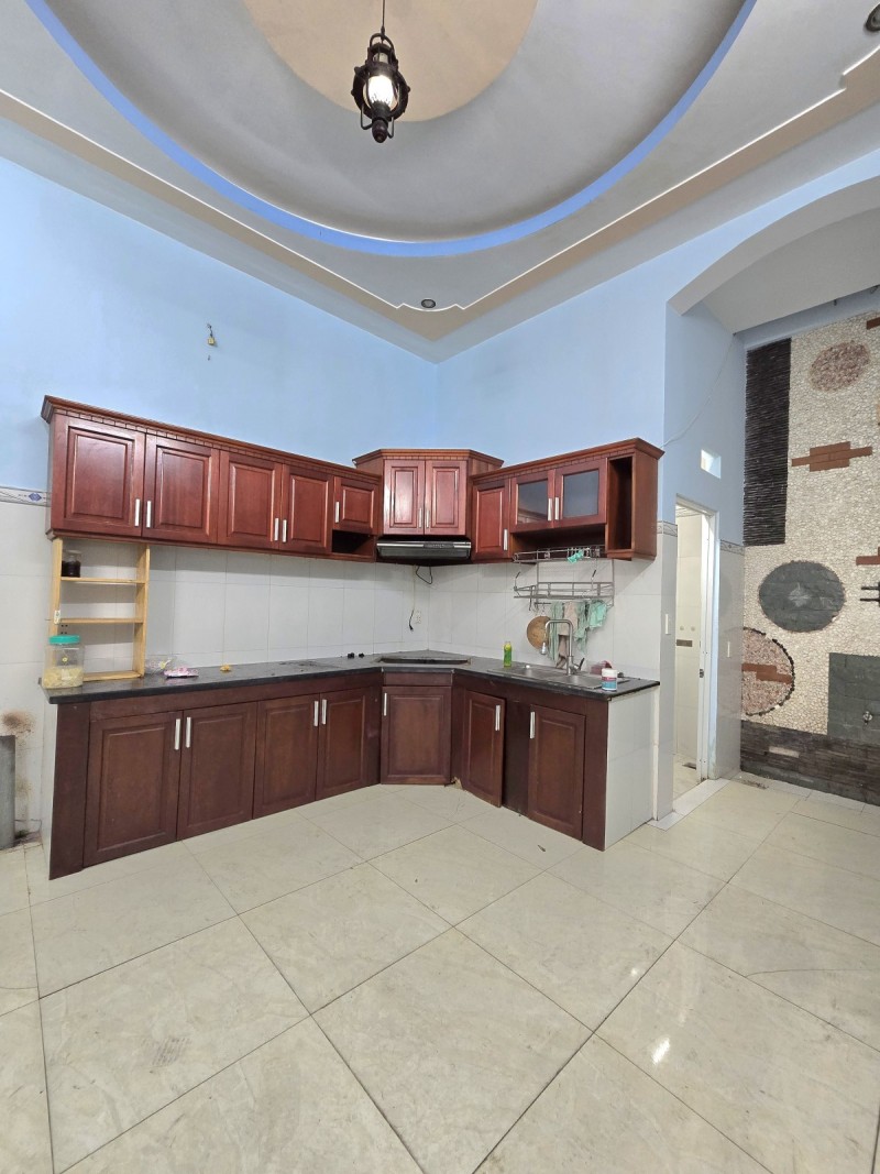 Nhà 3 tầng Đông Hòai – Đường 6m xe hơi – 60m² – Gần BigC – Khu dân trí cao - Ảnh 1