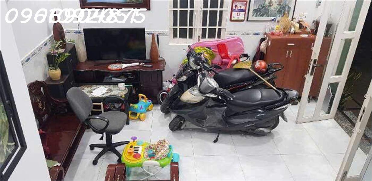 Bán nhà Đường Bến Nghé, Quận 7, 2 tầng, 28,8m2, cách 50m ra đường lớn, nhỉnh 2 tỷ - Ảnh 2