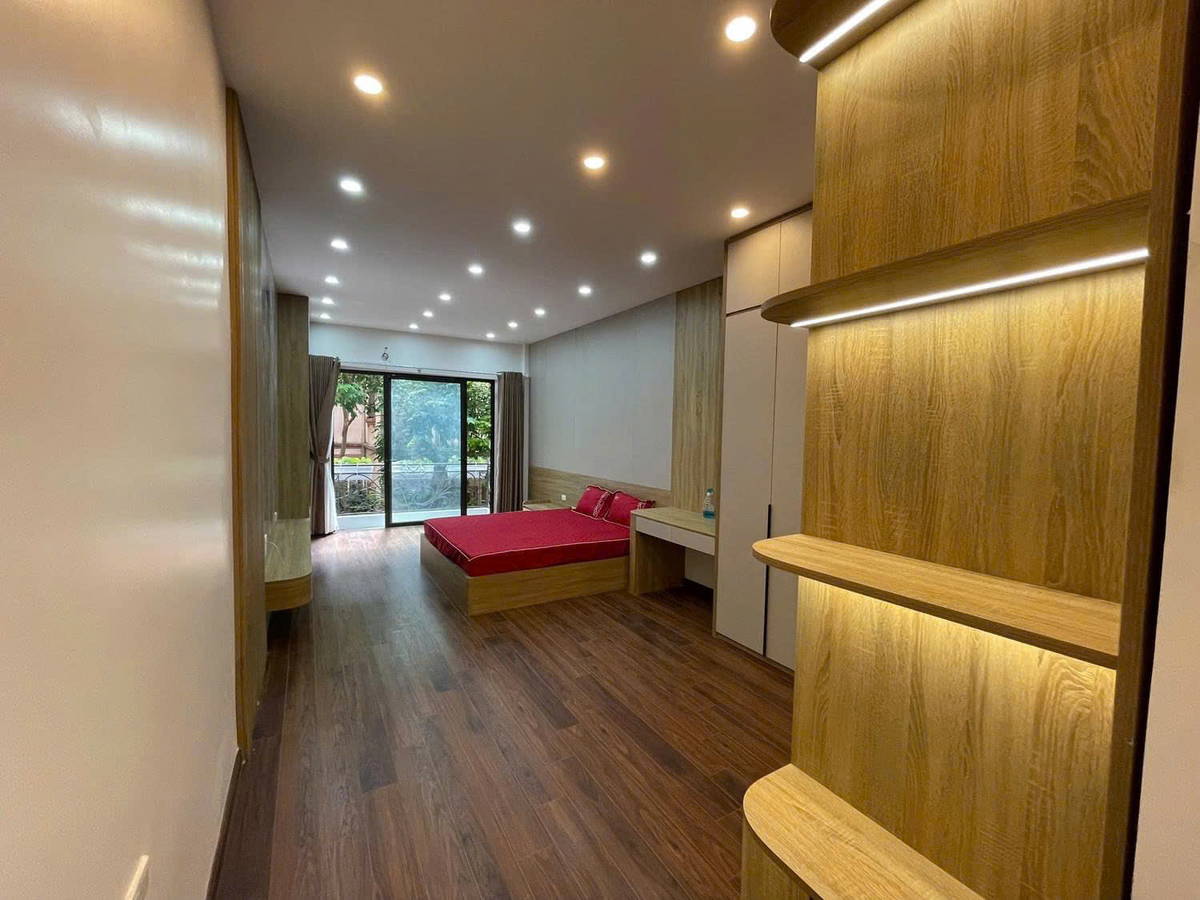 Bán Nhà Phân Lô Hoàng Quốc Việt, Cầu Giấy 48m² x 6T Thang Máy Gara ô tô chỉ 15.8 Tỷ - Ảnh chính