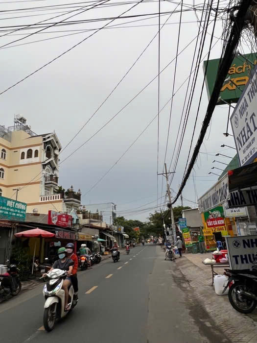 HOT ....HOT....HOT - DIỆN TÍCH KHỦNG  - 79 M2 - SÁT TRƯỜNG CHINH  - CHỈ 2.95 TỶ - VÀO Ở NGAY - Ảnh 4