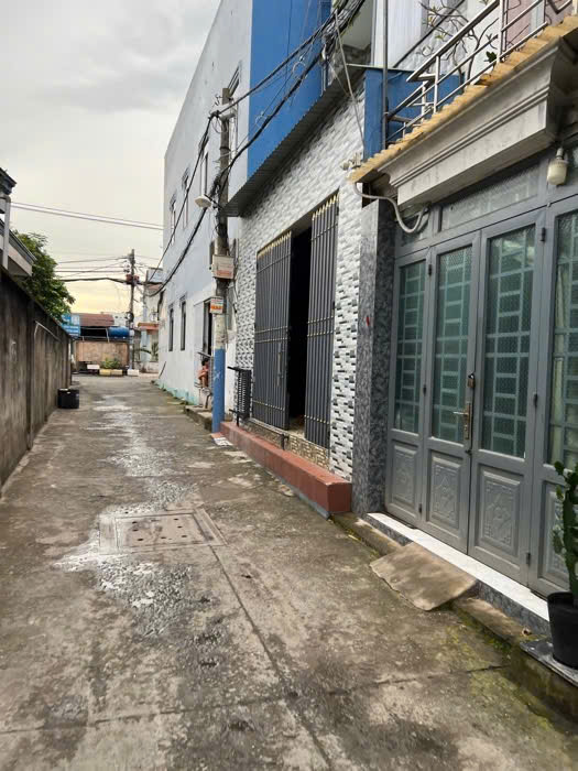 HOT ....HOT....HOT - DIỆN TÍCH KHỦNG  - 79 M2 - SÁT TRƯỜNG CHINH  - CHỈ 2.95 TỶ - VÀO Ở NGAY - Ảnh 2