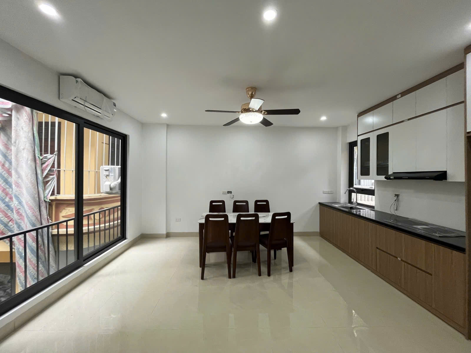 HIẾM 6 TẦNG THANG MÁY - VŨ TRỌNG PHỤNG – THANH XUÂN - 35M- MT 4M – NHÀ ĐẸP  Ở NGAY– GIÁ CHỈ 10 TỶ - Ảnh 2