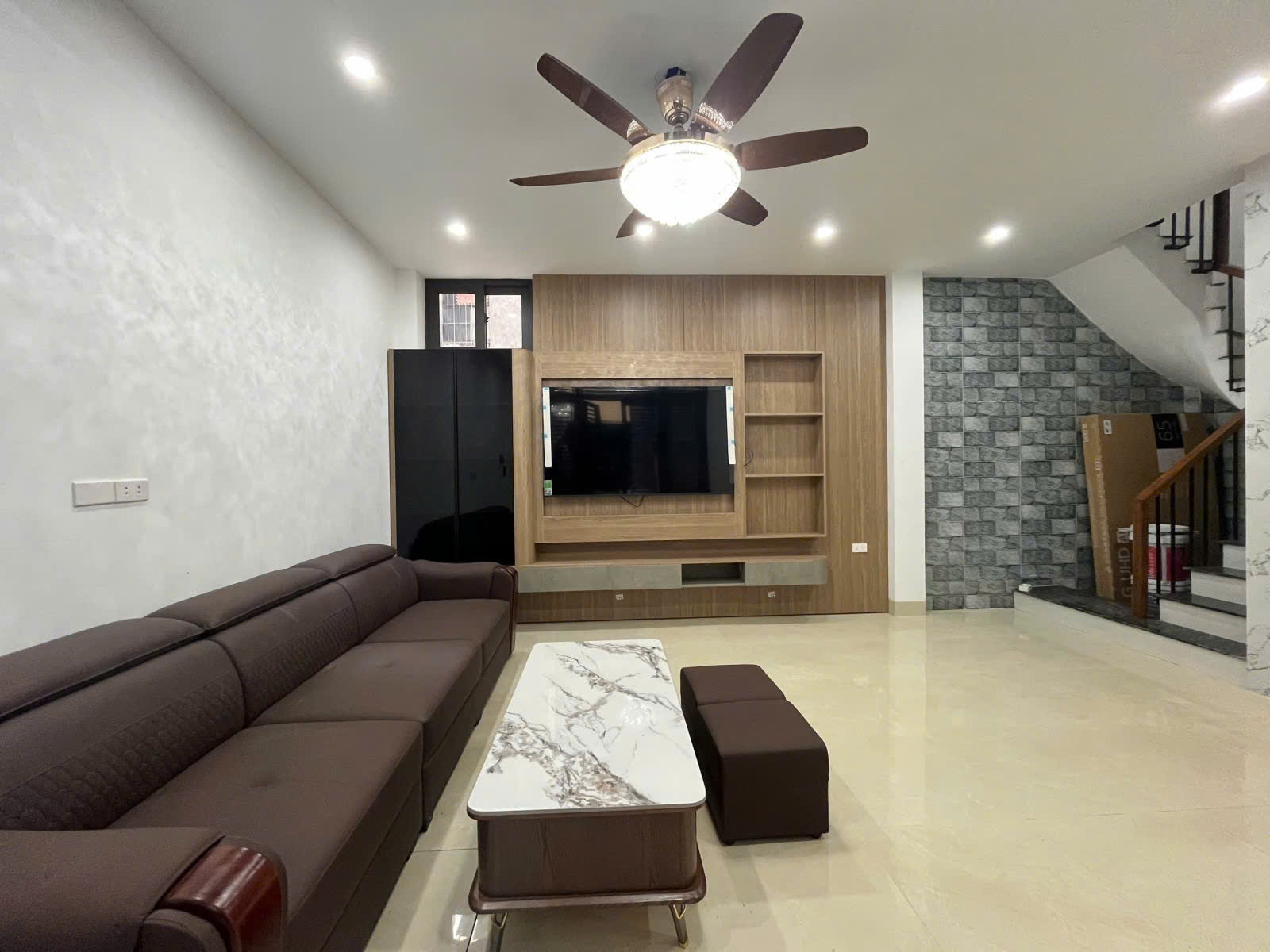 HIẾM 6 TẦNG THANG MÁY - VŨ TRỌNG PHỤNG – THANH XUÂN - 35M- MT 4M – NHÀ ĐẸP  Ở NGAY– GIÁ CHỈ 10 TỶ - Ảnh chính