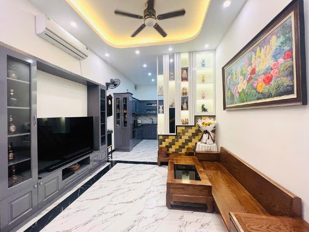 Từ Một Gia Đình Nhỏ Đến Một Tổ Ấm Lớn – Căn Nhà Này Chính Là Câu Trả Lời - Ảnh chính