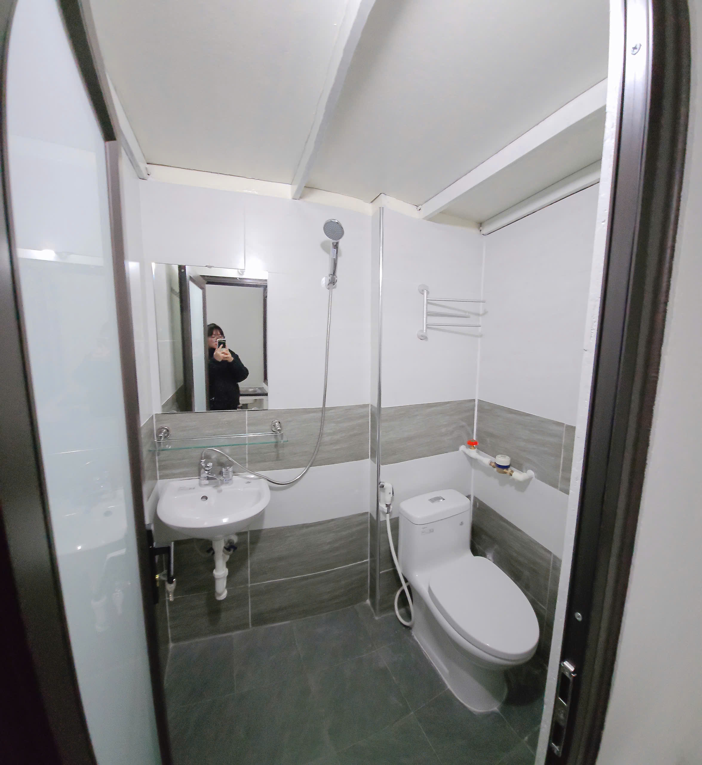 CHÍNH CHỦ CHO THUÊ PHÒNG CHUNG CƯ MINI - VỊ TRÍ ĐẸP, NGÕ RỘNG OTO TẢI VÀO TẬN CỬA NHÀ - Ảnh 1