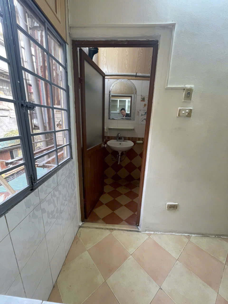 CHÍNH CHỦ CHO THUÊ  CĂN HỘ -NHÀ A TẬP THỂ DỆT KIM Dốc Thọ Lão - Phừơng Đồng  Nhân - Hai Bà Trưng- - Ảnh 4