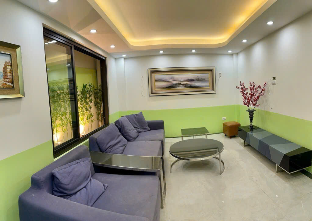 Bán nhà trung tâm quận Đống Đa, 44m², 3 tầng, 5PN, 3WC, sổ đỏ chính chủ, 20 ra phố - Ảnh chính