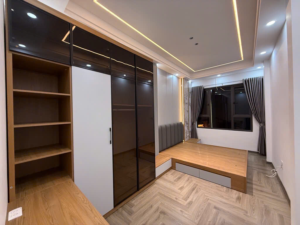 Bán nhà trung tâm quận Đống Đa, 44m², 3 tầng, 5PN, 3WC, sổ đỏ chính chủ, 20 ra phố - Ảnh 4