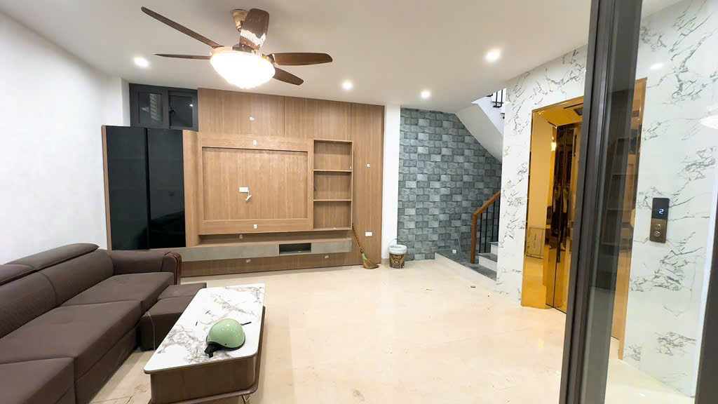Nhà mới 6 tầng thang máy – Phố Vũ Trọng Phụng, Thanh Xuân - 9.8 TỶ - Ảnh 1