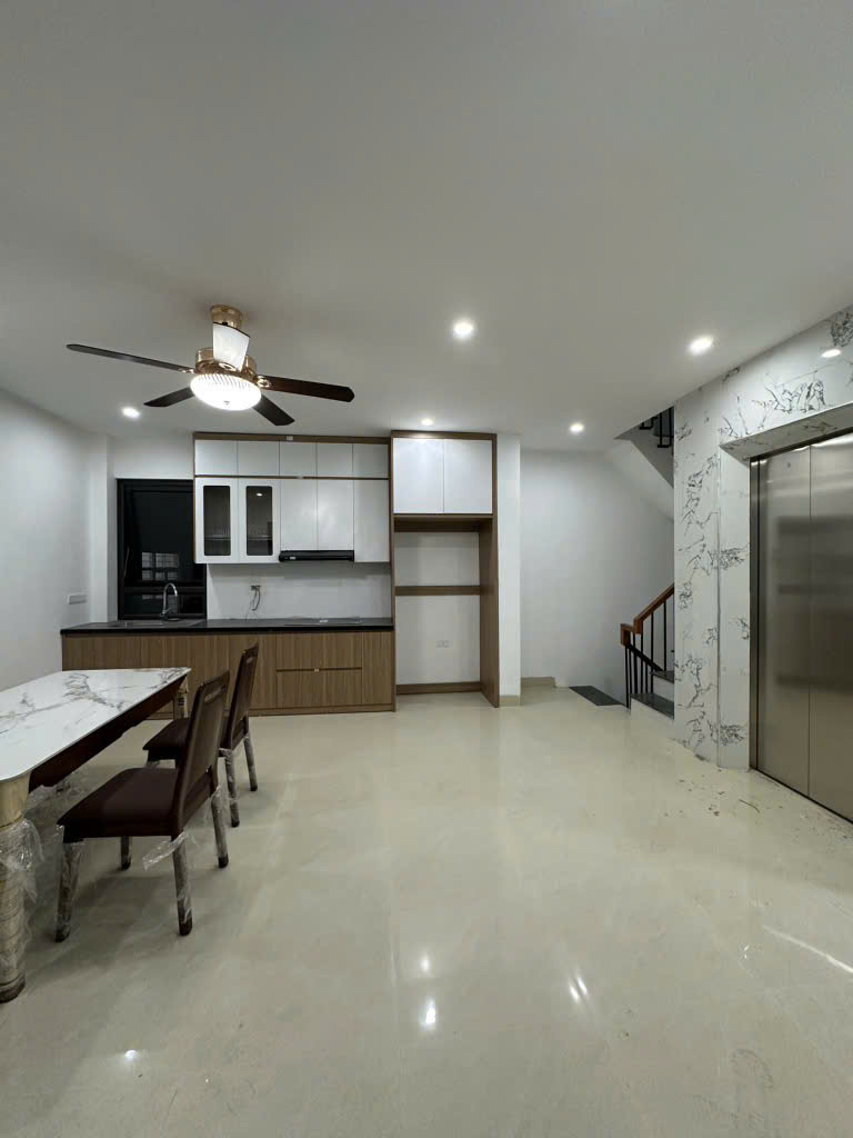 Nhà mới 6 tầng thang máy – Phố Vũ Trọng Phụng, Thanh Xuân - 9.8 TỶ - Ảnh 2