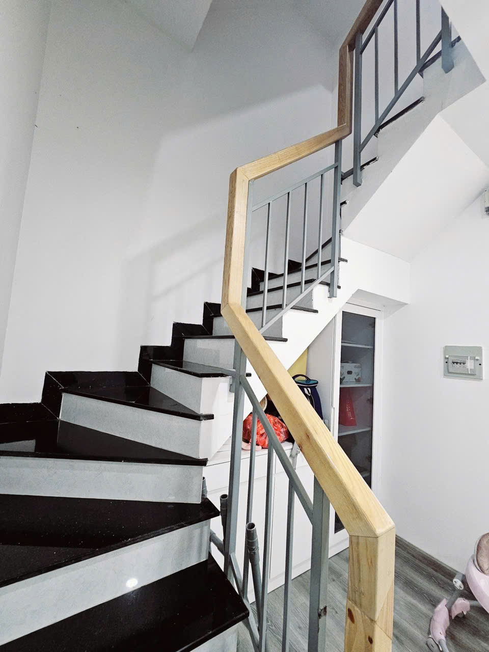 BÁN NHÀ CHÍNH CHỦ - HẺM TE TẢI TRÁNH - NƠ TRANG LONG - P11 BÌNH THẠNH - 4 TẦNG HOÀN CÔNG ĐỦ - GẤP - Ảnh 1