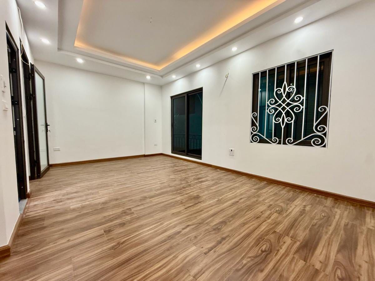 Đại La-Nhà 5 Tầng Mới Đẹp-30m²-Mặt Tiền 6m – Ở Ngay - Ảnh chính