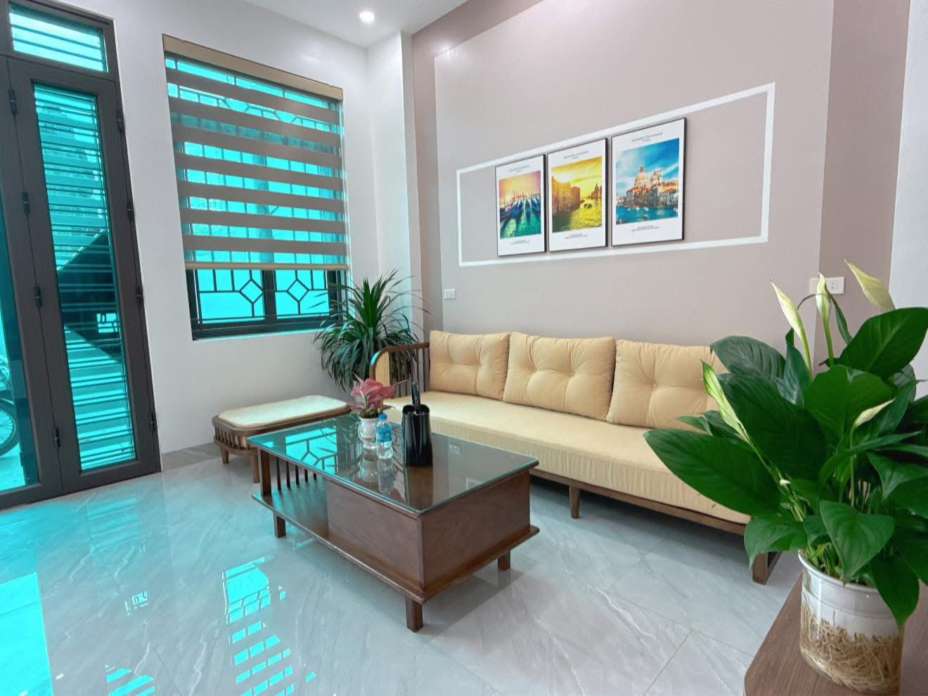 Bán nhà 3 tầng ngõ phố Ngô Quyền, ph Thanh Bình, TP HD, 41m2, mt 5m, 3 ngủ, 2vs, chỉ 2.7x tỷ - Ảnh chính